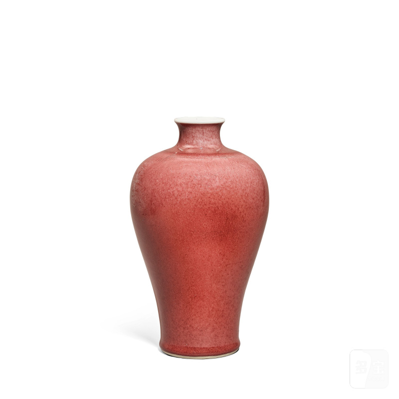 十九世紀 紅釉梅瓶 | A COPPER-RED-GLAZED VASE, MEIPING